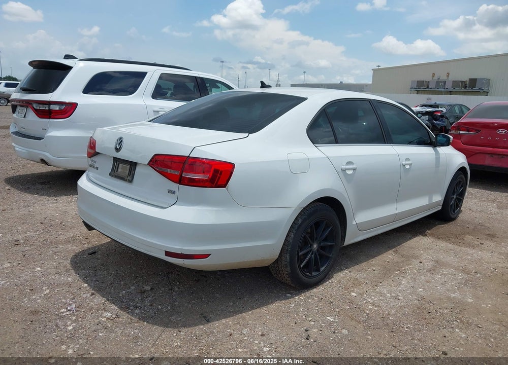 2015 VOLKSWAGEN JETTA VIN: 3VWLA7AJ9FM247627