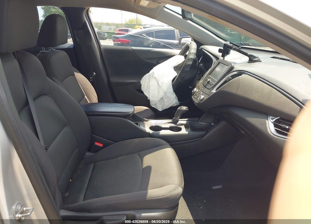 2017 CHEVROLET MALIBU VIN: 1G1ZE5ST2HF273326