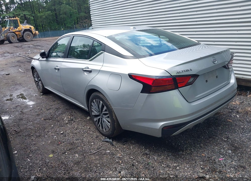 2024 NISSAN ALTIMA SV FWD VIN: 1N4BL4DV2RN375620