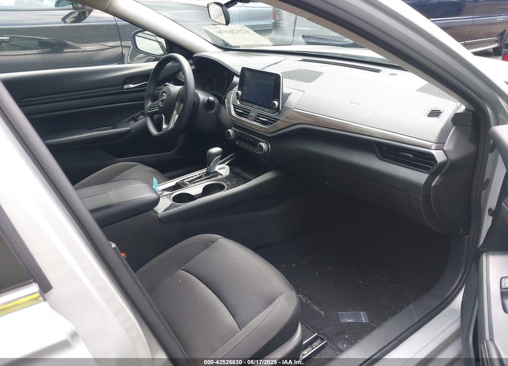 2024 NISSAN ALTIMA SV FWD VIN: 1N4BL4DV2RN375620