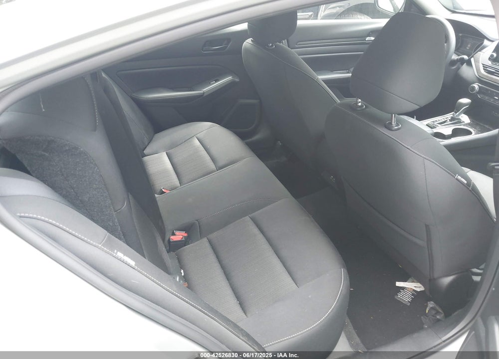 2024 NISSAN ALTIMA SV FWD VIN: 1N4BL4DV2RN375620