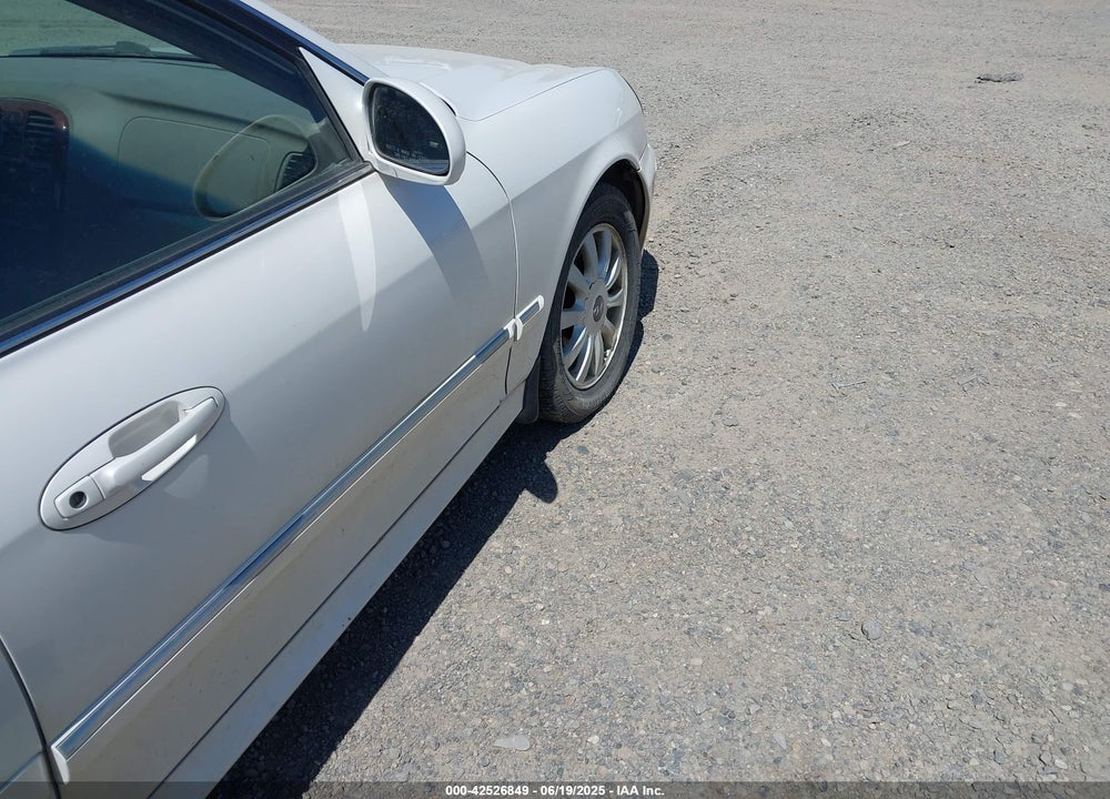 2004 HYUNDAI SONATA GLS/LX VIN: KMHWF35H34A949529
