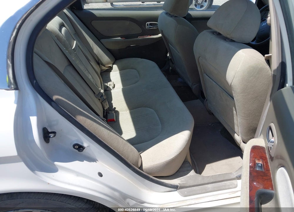 2004 HYUNDAI SONATA GLS/LX VIN: KMHWF35H34A949529