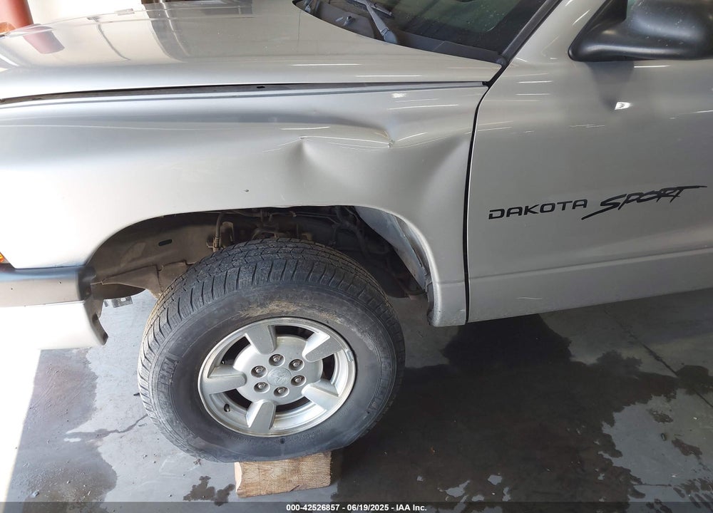 2001 DODGE DAKOTA SLT/SPORT VIN: 1B7GG2AN81S147401