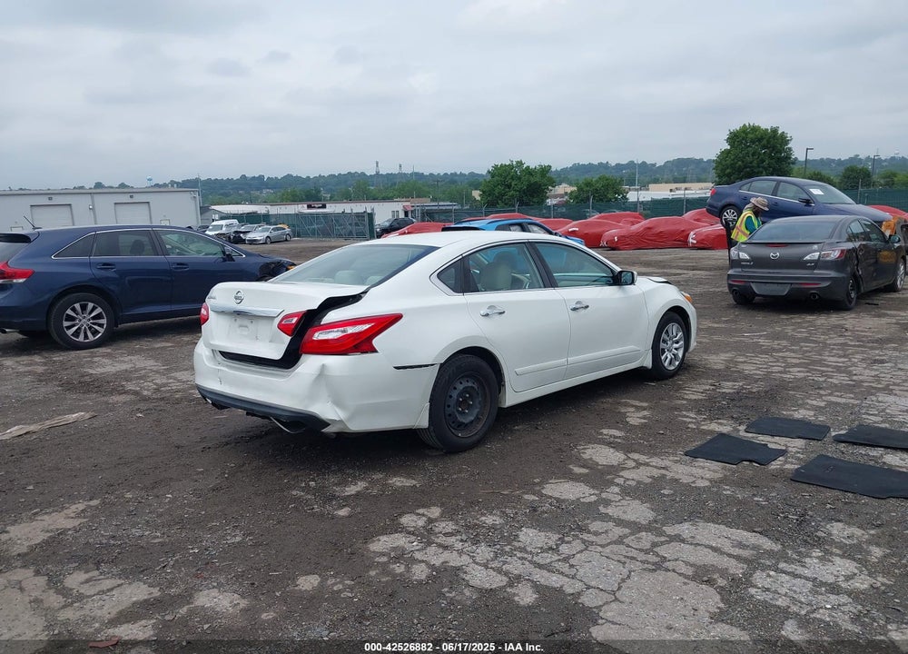 2016 NISSAN ALTIMA VIN: 1N4AL3AP8GN361875