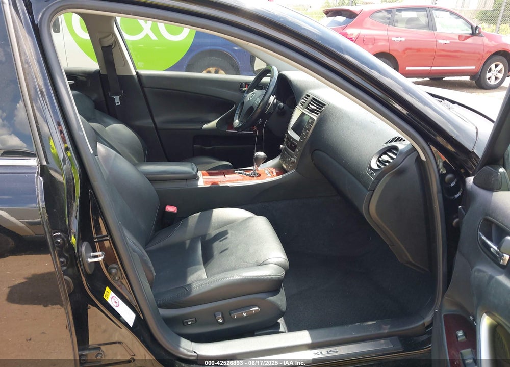 2007 LEXUS IS350 VIN: JTHBE262X75015874