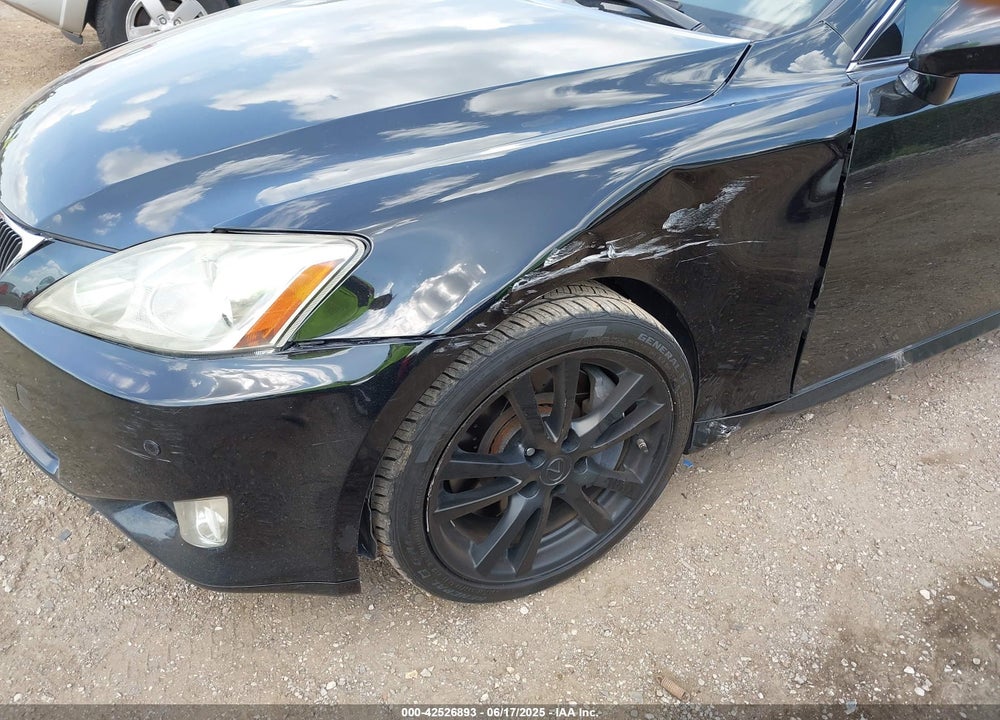 2007 LEXUS IS350 VIN: JTHBE262X75015874