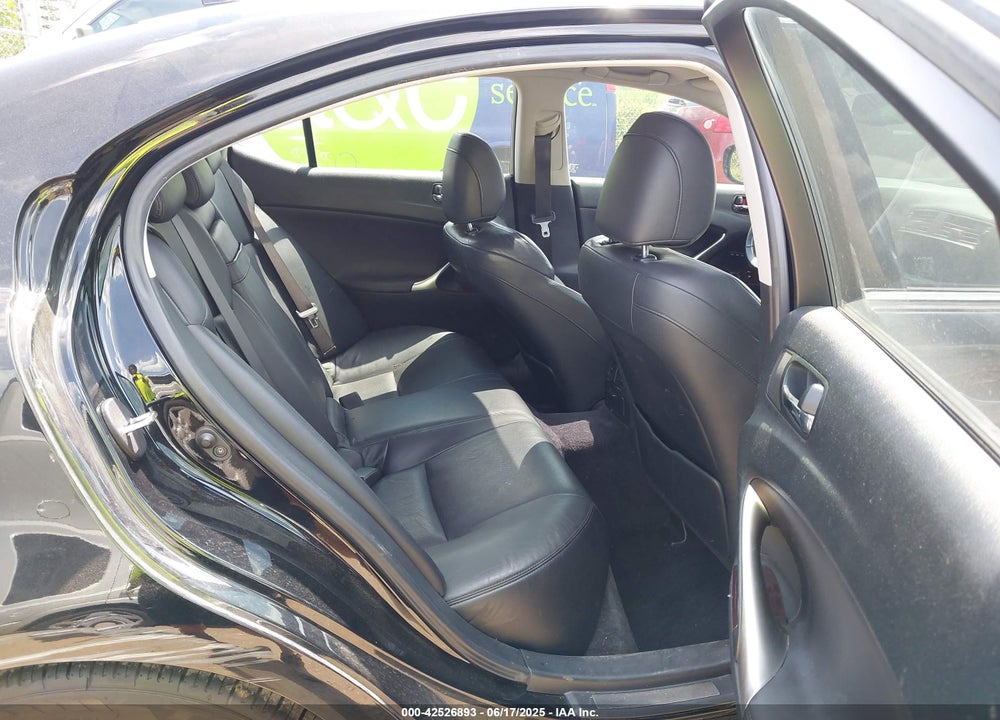2007 LEXUS IS350 VIN: JTHBE262X75015874