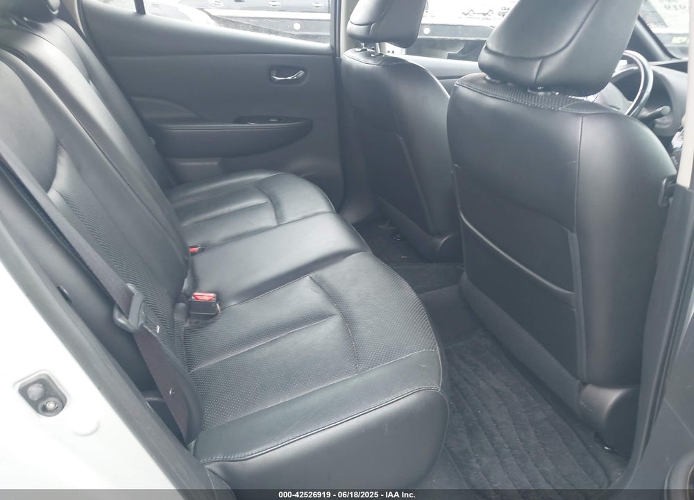 2013 NISSAN LEAF SL VIN: 1N4AZ0CP3DC404827