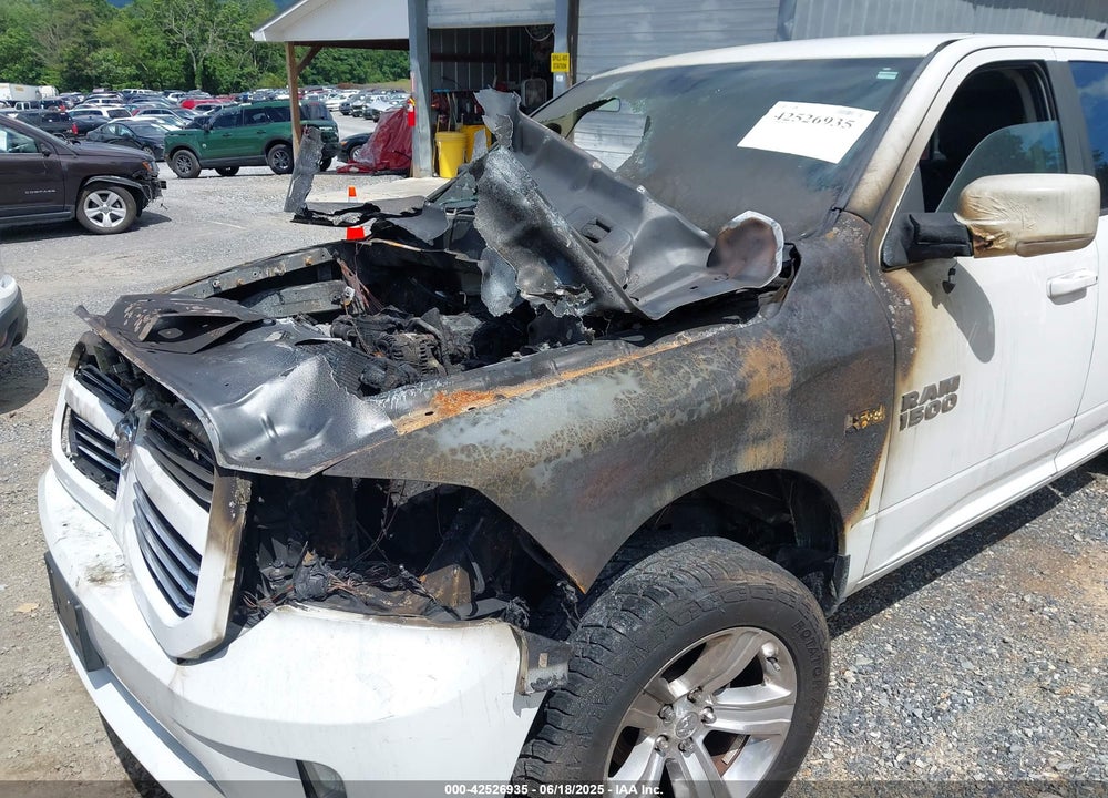2013 RAM 1500 VIN: 1C6RR7MT7DS537511
