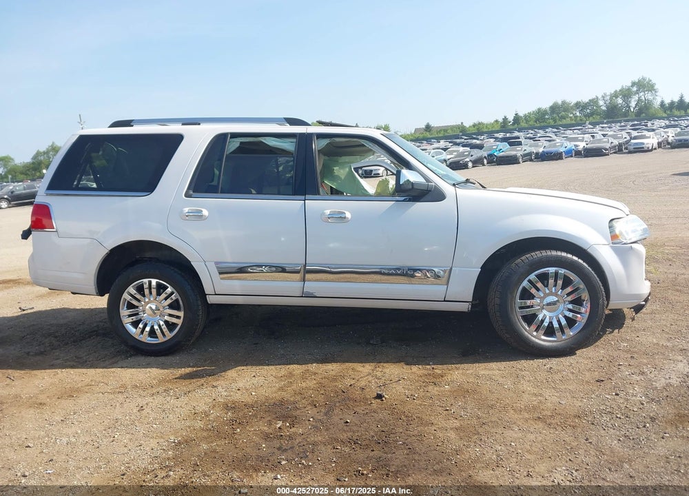 2009 LINCOLN NAVIGATOR VIN: 5LMFU27569EJ00138