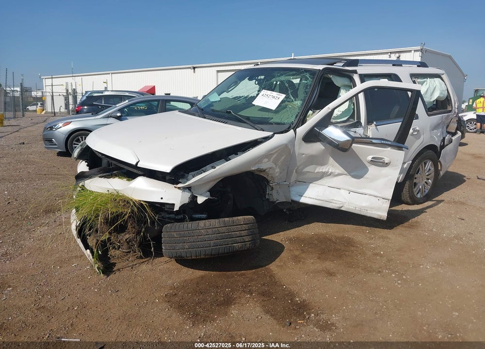 2009 LINCOLN NAVIGATOR VIN: 5LMFU27569EJ00138