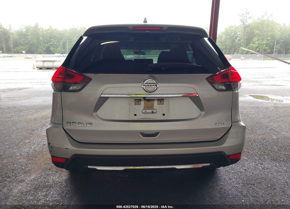 2017 NISSAN ROGUE VIN: JN8AT2MV3HW012296