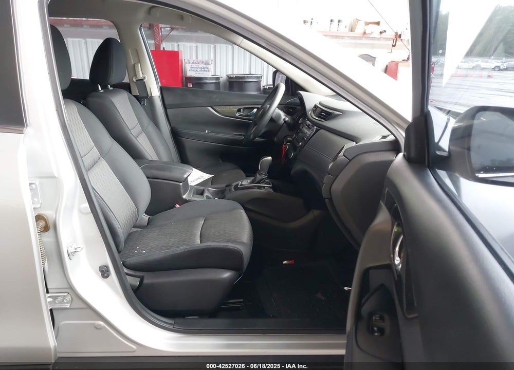 2017 NISSAN ROGUE VIN: JN8AT2MV3HW012296