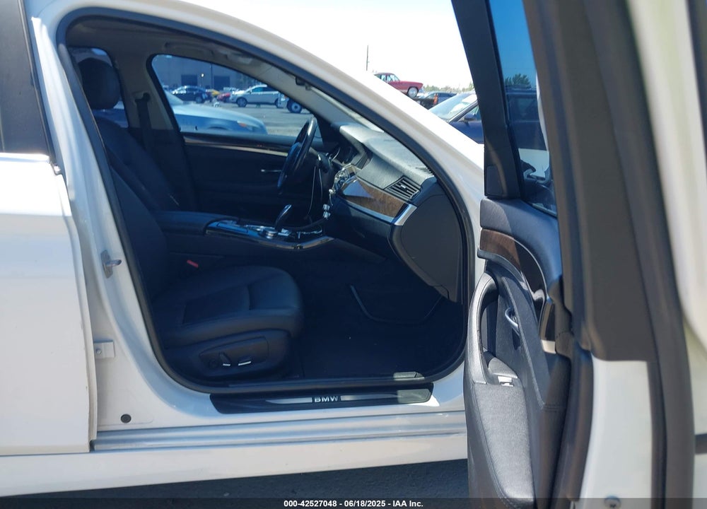 2015 BMW 5 SERIES VIN: WBA5A5C58FD517455