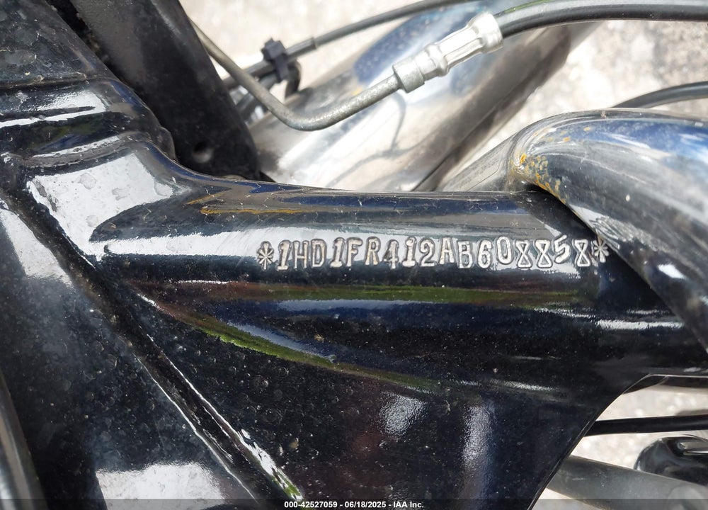 2010 HARLEY-DAVIDSON FLHRC VIN: 1HD1FR412AB608858
