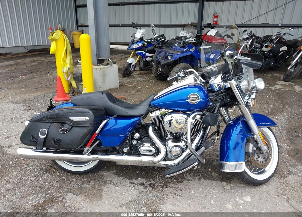 2010 HARLEY-DAVIDSON FLHRC VIN: 1HD1FR412AB608858