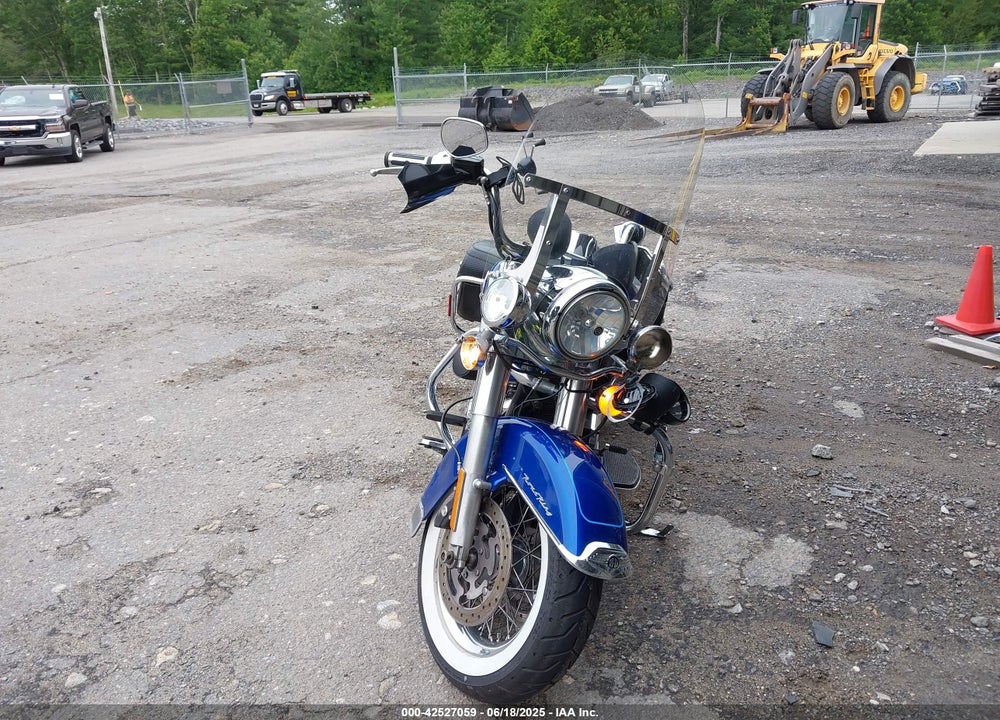 2010 HARLEY-DAVIDSON FLHRC VIN: 1HD1FR412AB608858