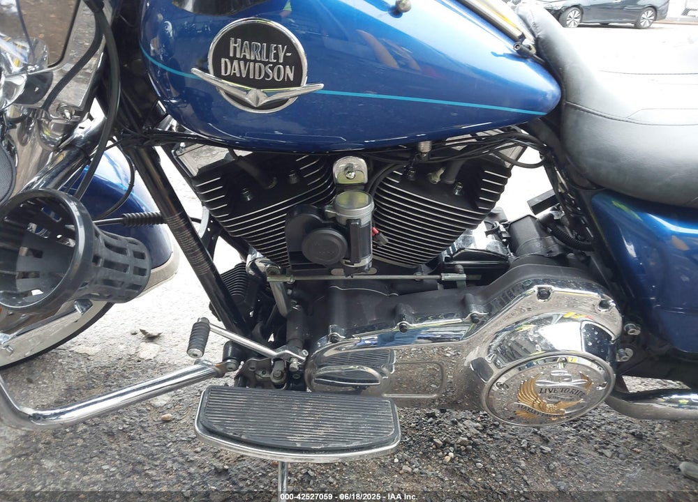 2010 HARLEY-DAVIDSON FLHRC VIN: 1HD1FR412AB608858