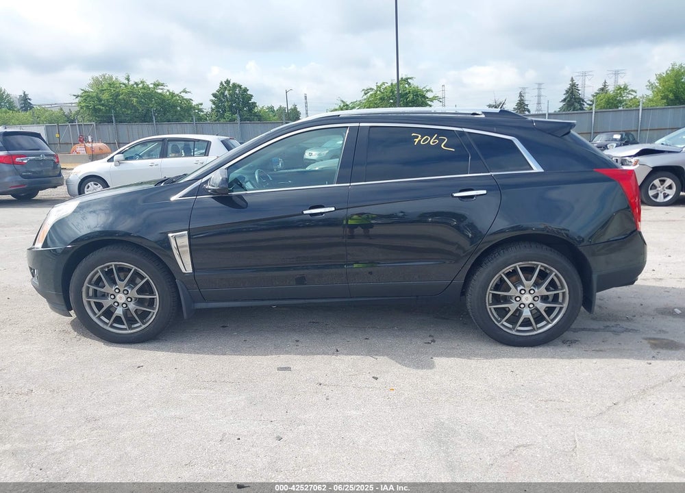 2013 CADILLAC SRX PERFORMANCE COLLECTION VIN: 3GYFNDE35DS637772