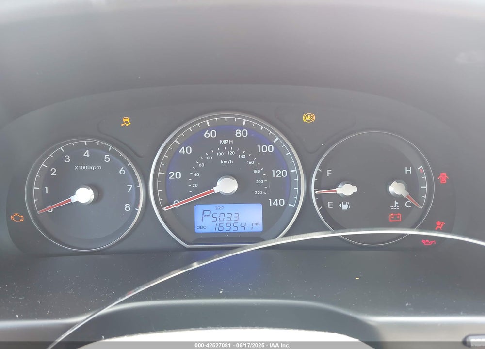 2010 HYUNDAI SANTA FE VIN: 5NMSG3AB8AH411010