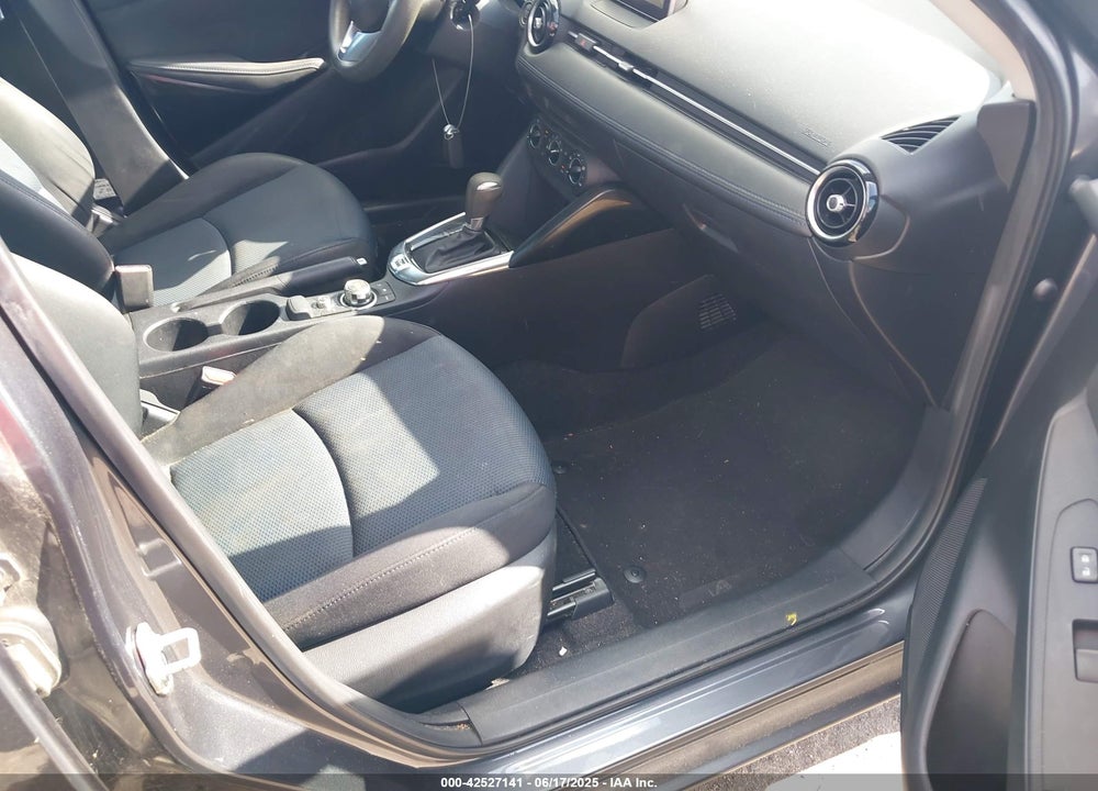 2016 SCION IA VIN: 3MYDLBZV6GY107929