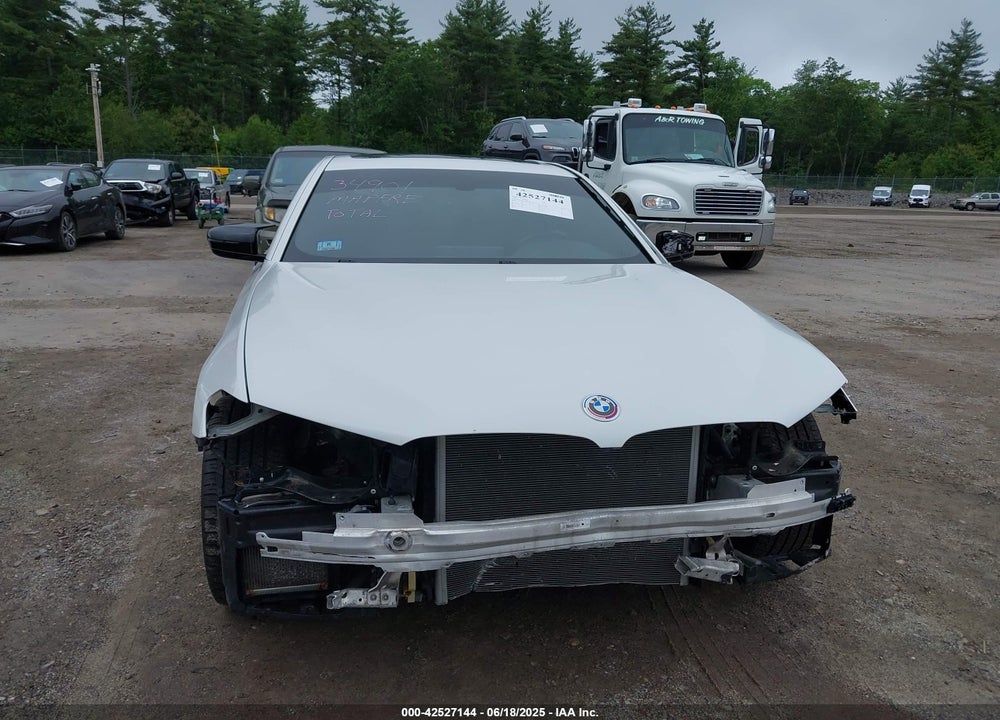 2018 BMW 5 SERIES VIN: WBAJE7C54JWD52843