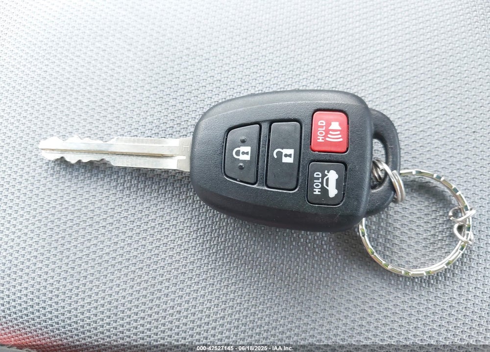 2015 TOYOTA COROLLA VIN: 5YFBURHE7FP360950