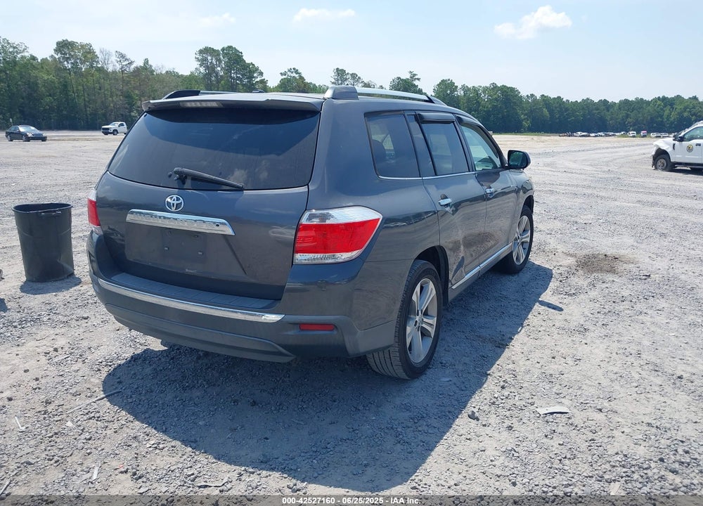 2011 TOYOTA HIGHLANDER VIN: 5TDYK3EH3BS027884