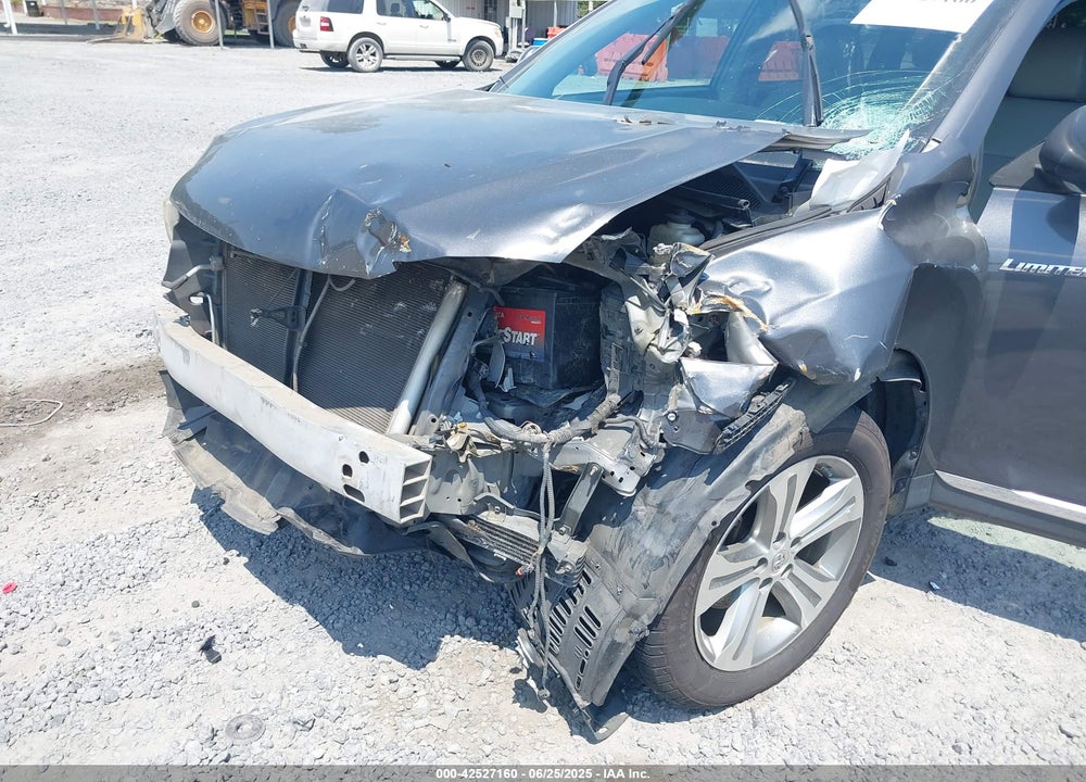 2011 TOYOTA HIGHLANDER VIN: 5TDYK3EH3BS027884