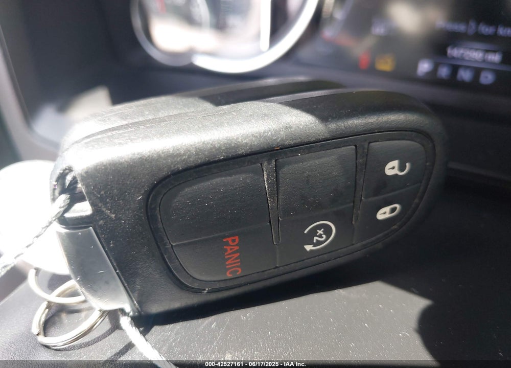 2016 RAM 2500 VIN: 3C6UR5NL3GG197024