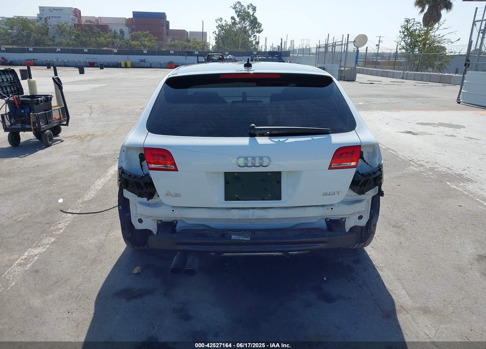 2013 AUDI A3 2.0T PREMIUM VIN: WAUBEAFMXDA009876