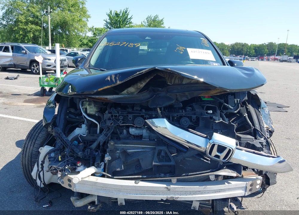 2017 HONDA CR-V VIN: 2HKRW2H85HH604833