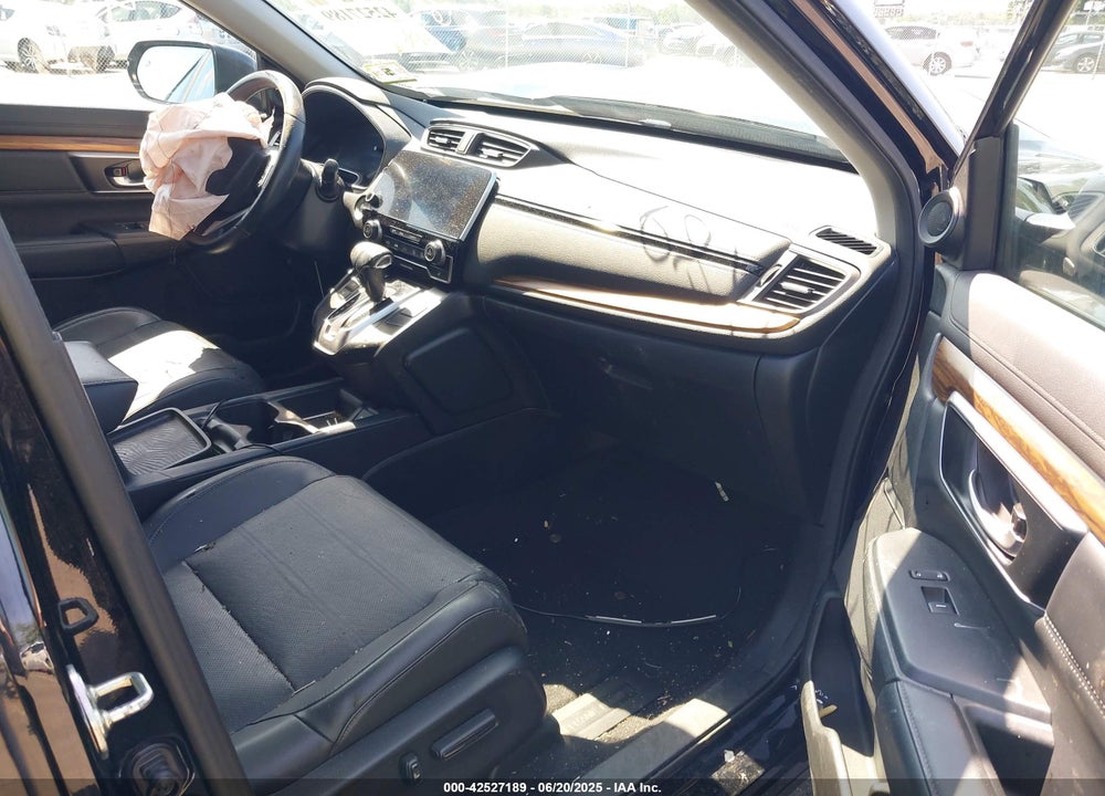 2017 HONDA CR-V VIN: 2HKRW2H85HH604833