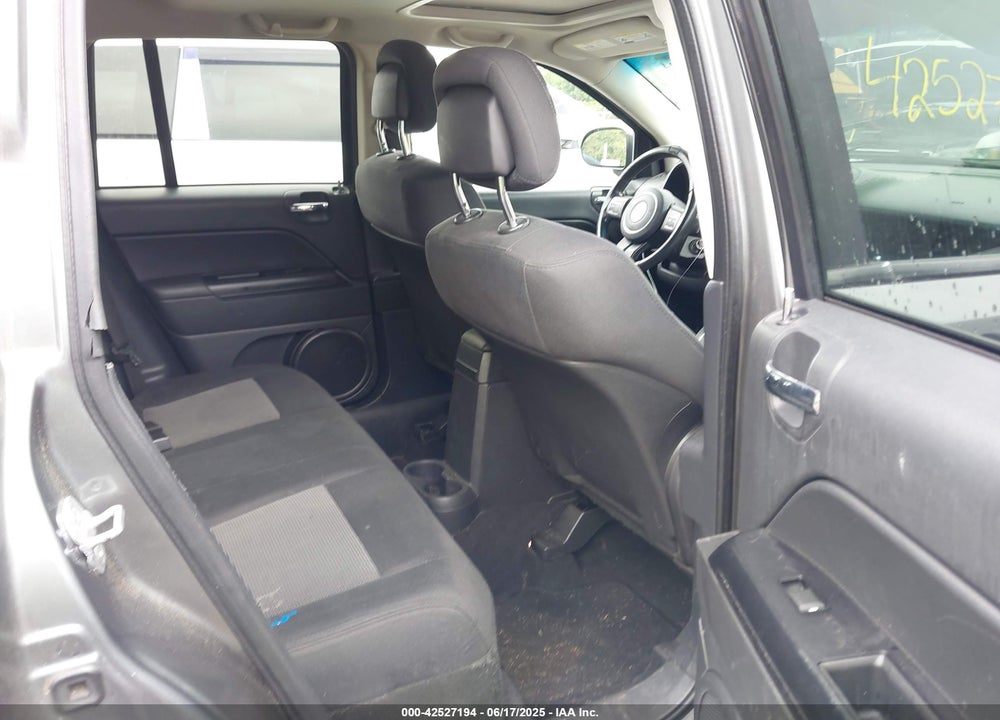 2012 JEEP COMPASS VIN: 1C4NJDEB0CD540062
