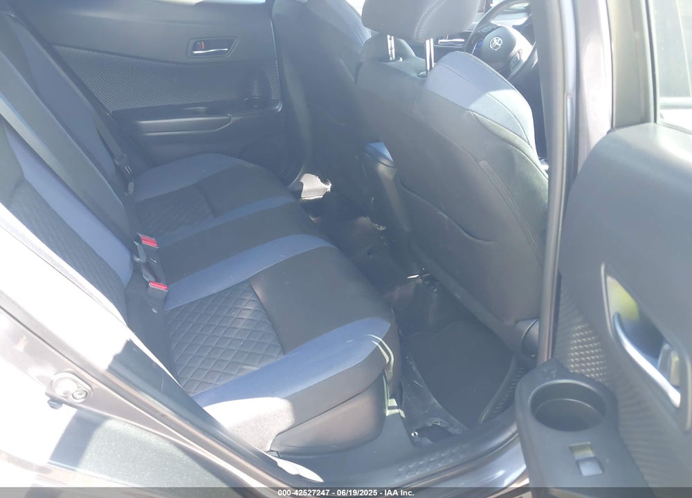 2021 TOYOTA C-HR VIN: JTNKHMBX2M1115438