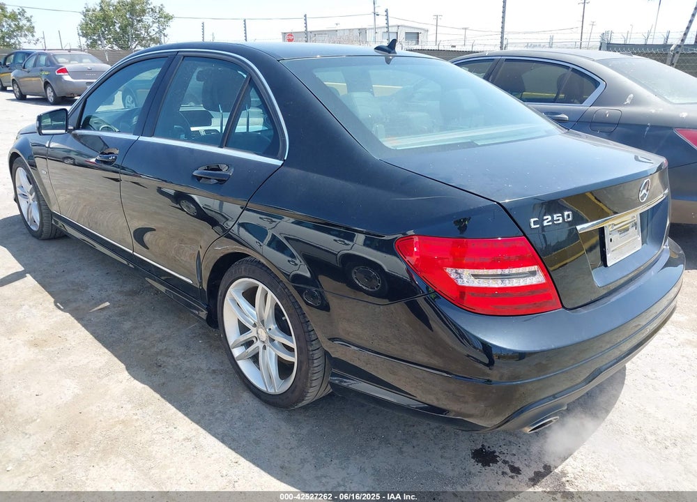 2012 MERCEDES-BENZ C 250 LUXURY/SPORT VIN: WDDGF4HBXCA713731
