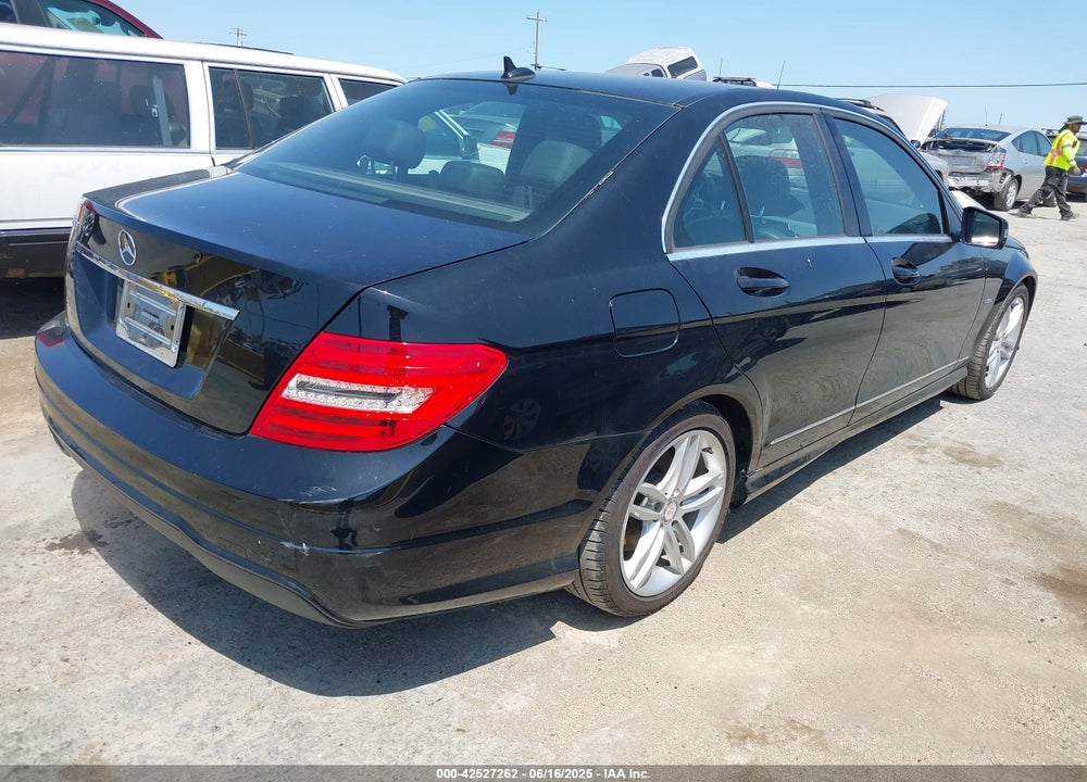 2012 MERCEDES-BENZ C 250 LUXURY/SPORT VIN: WDDGF4HBXCA713731