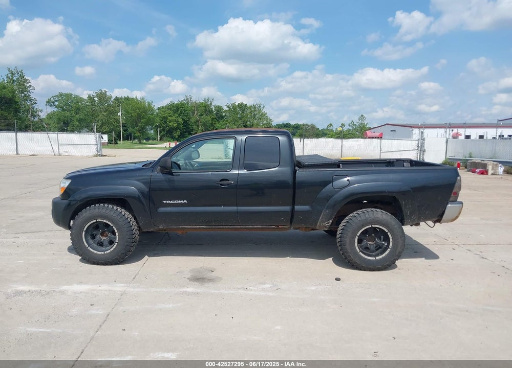 2005 TOYOTA TACOMA VIN: 5TEUX42N15Z027745