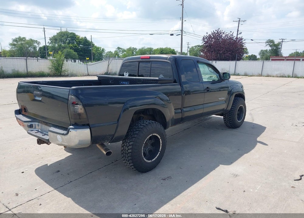 2005 TOYOTA TACOMA VIN: 5TEUX42N15Z027745