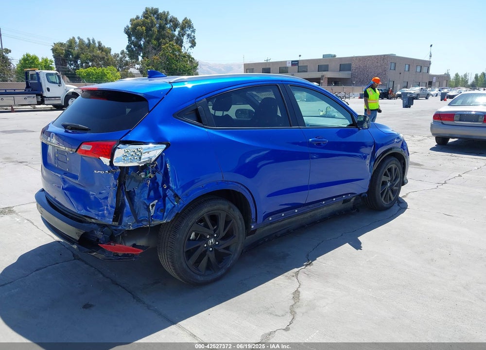 2022 HONDA HR-V VIN: 3CZRU5H15NM706580