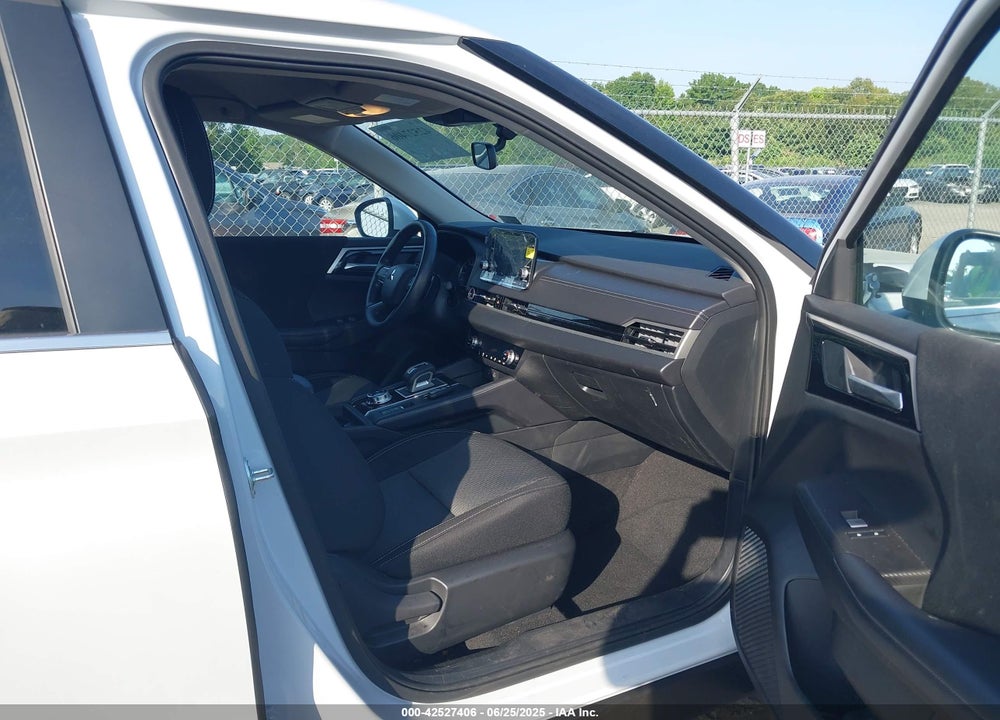 2024 MITSUBISHI OUTLANDER VIN: JA4J4UA83RZ055713