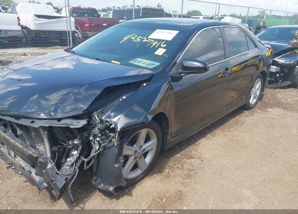 2013 TOYOTA CAMRY SE VIN: 4T1BF1FKXDU667304