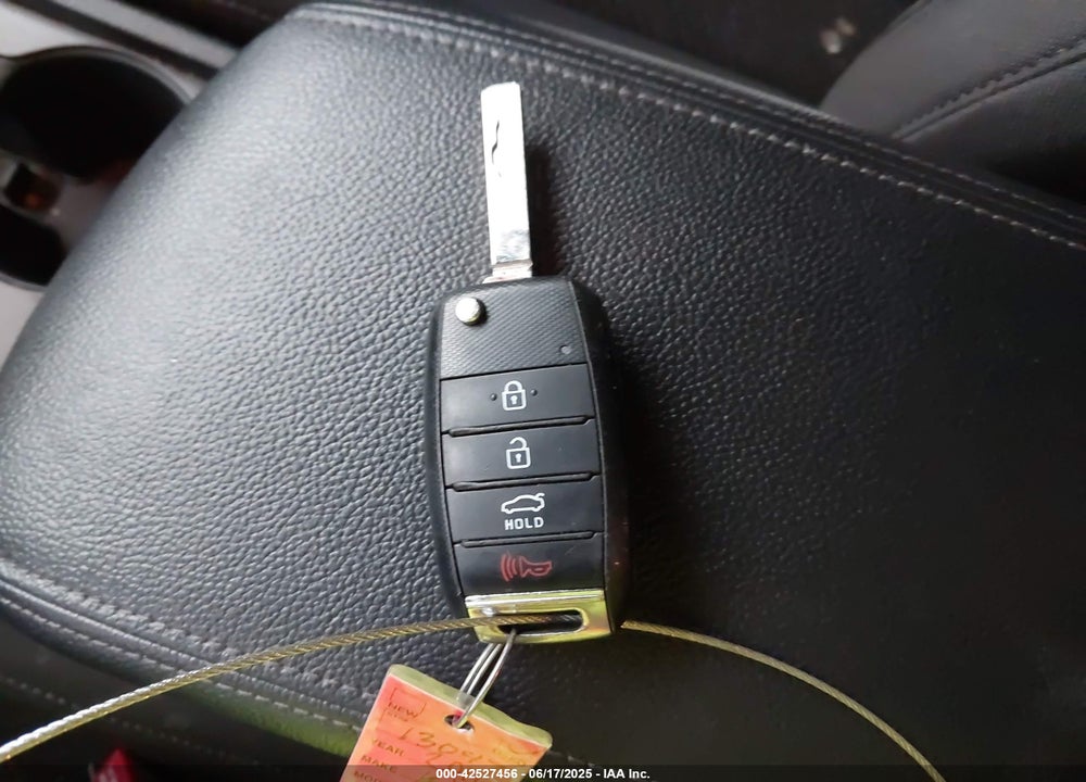2016 KIA OPTIMA VIN: KNAGT4L38G5072898