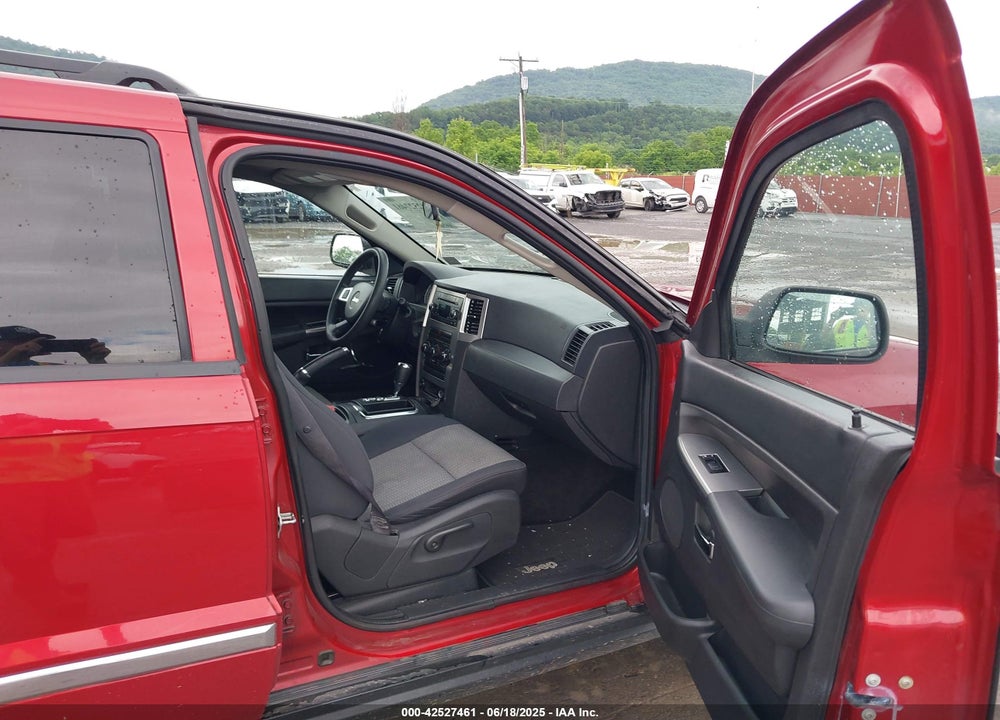 2010 JEEP GRAND CHEROKEE VIN: 1J4PR4GK9AC124992