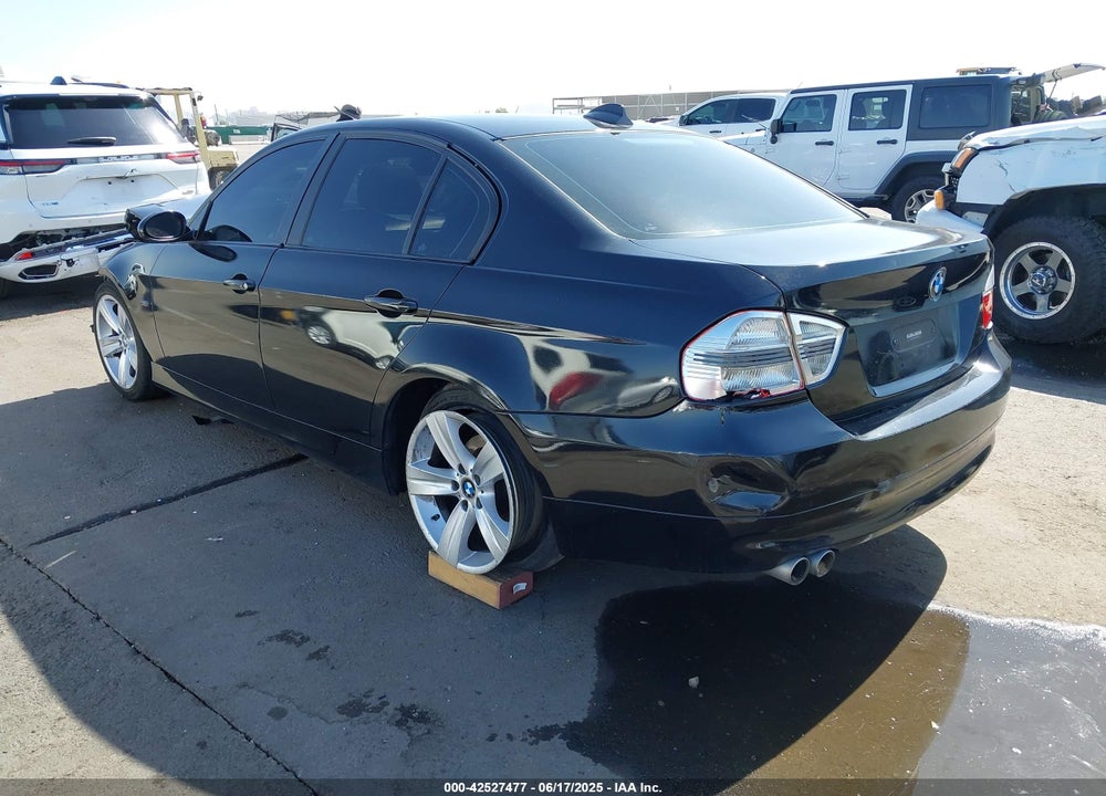 2008 BMW 3 SERIES VIN: WBAVA375X8NL49975