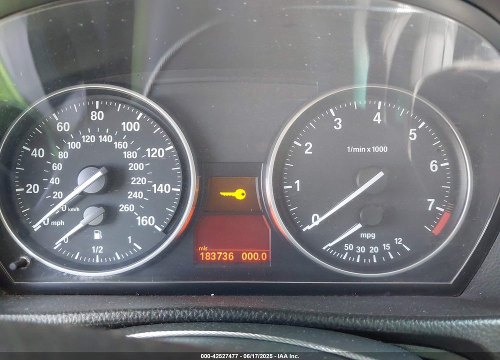 2008 BMW 3 SERIES VIN: WBAVA375X8NL49975