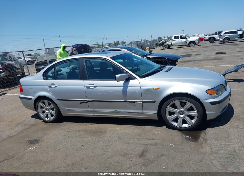 2002 BMW 325I VIN: WBAEV33412KL72751