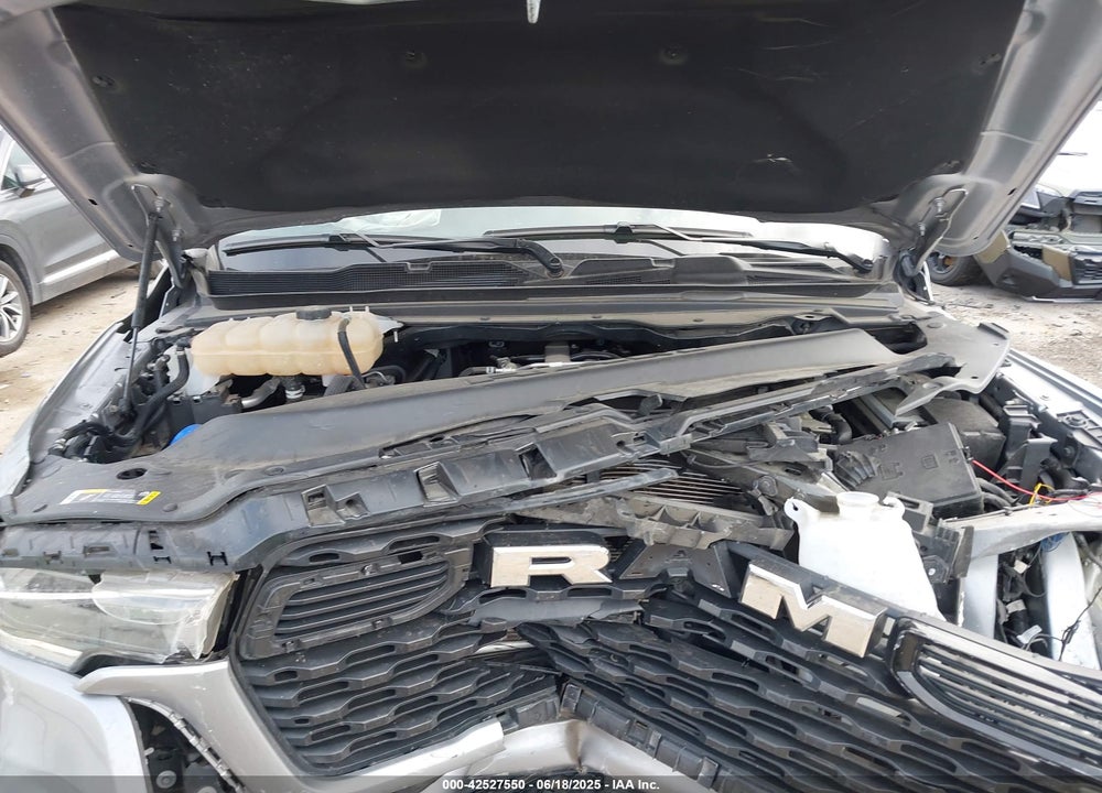 2025 RAM 1500 VIN: 1C6RREFG5SN570300