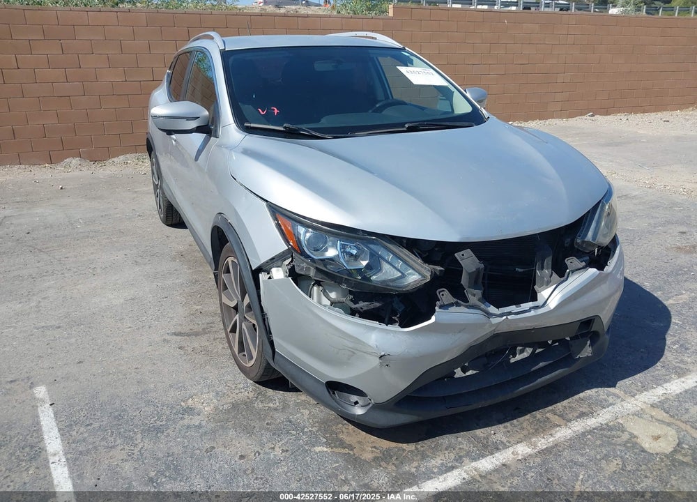 2017 NISSAN ROGUE SPORT SL VIN: JN1BJ1CP3HW024759